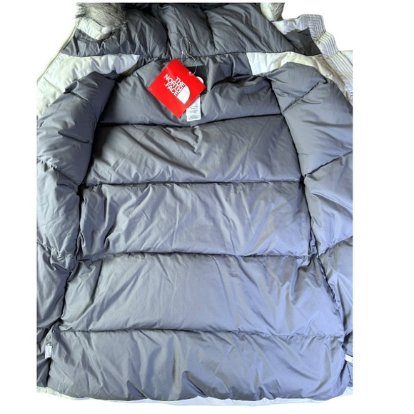 $598 VINTAGE North Face Arctic Parka Medium Ivory Waterproof Short Sealed Seams - Picture 6 of 16